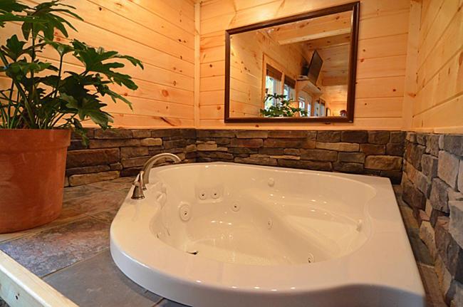 #820 Honeymoon Hideaway Villa Gatlinburg Eksteriør billede